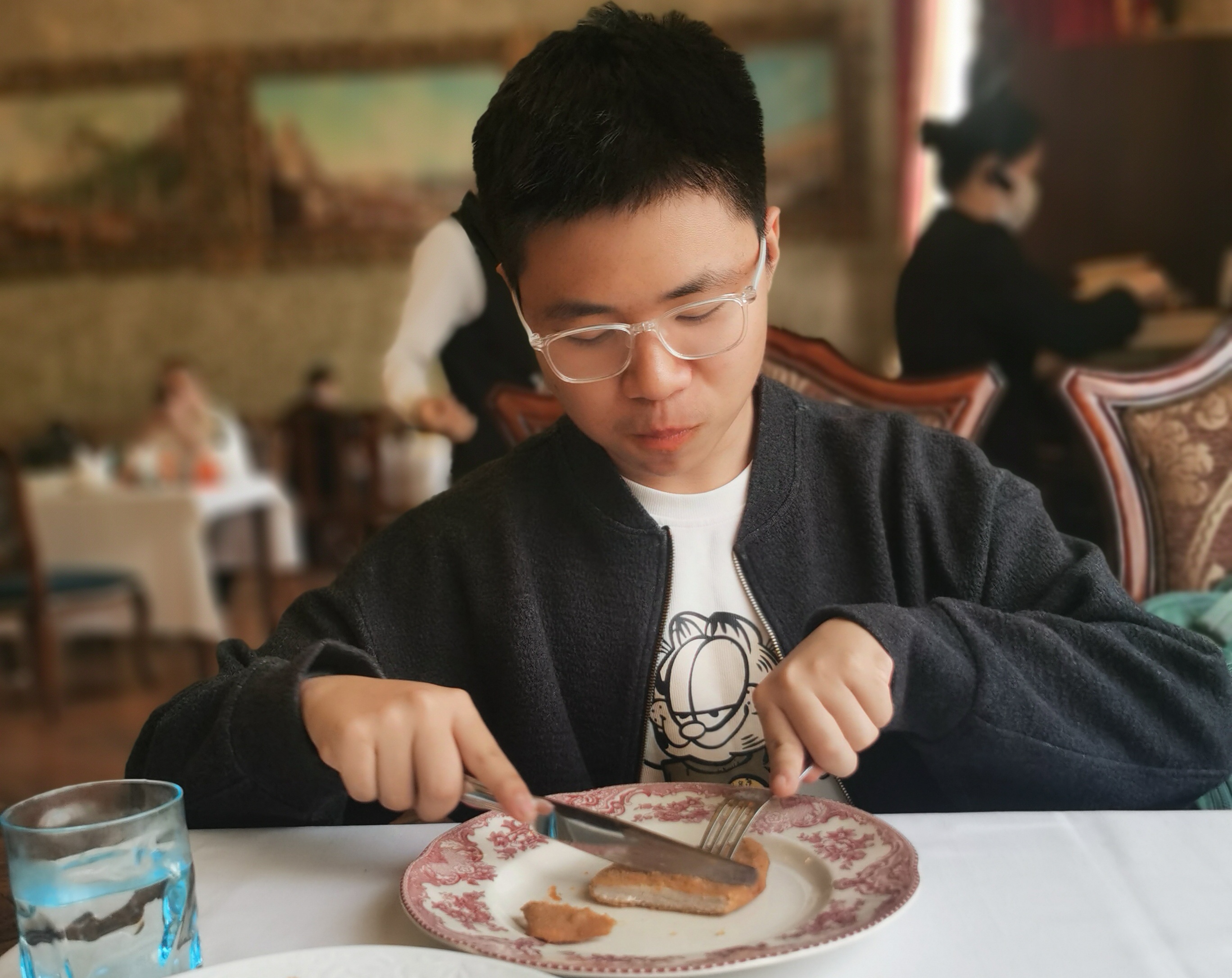 生日聚会活动图片